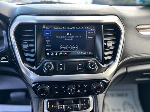 Used 2022 GMC Acadia SLE w/ Driver Convenience Package FWD image 13