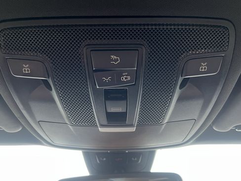 Used 2019 Mercedes-Benz CLA 250 image 23