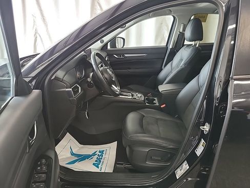 Used 2020 MAZDA CX-5 Touring FWD image 3
