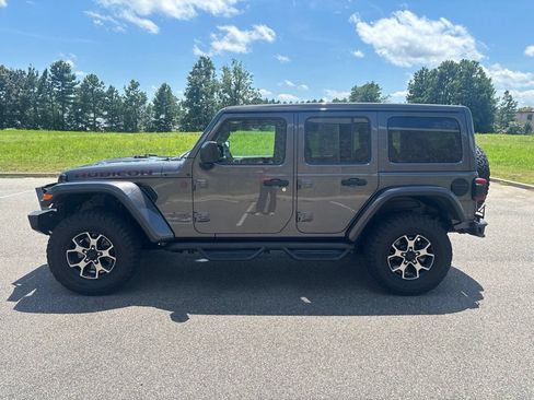 Used 2019 Jeep Wrangler Unlimited Rubicon w/ LED Lighting Group AWD/4WD image 4