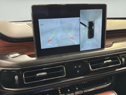 Used 2021 Lincoln Aviator Reserve w/ Equipment Group 210A AWD/4WD image 20