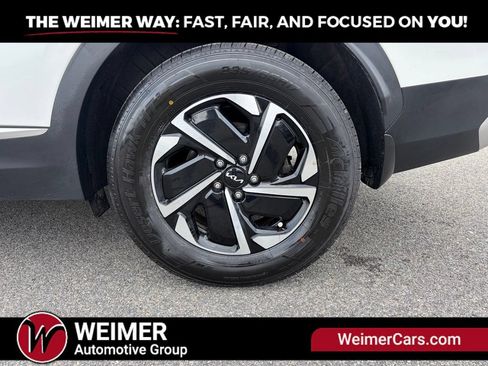 Used 2024 Kia Sportage LX AWD/4WD image 10