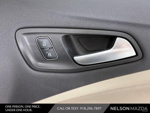 Used 2019 Ford Escape Titanium FWD image 46
