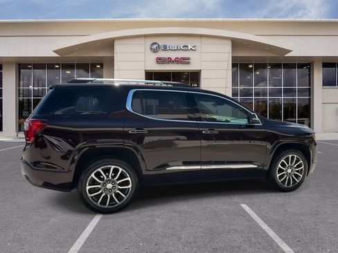 Used 2021 GMC Acadia Denali w/ Denali Technology Package FWD image 15