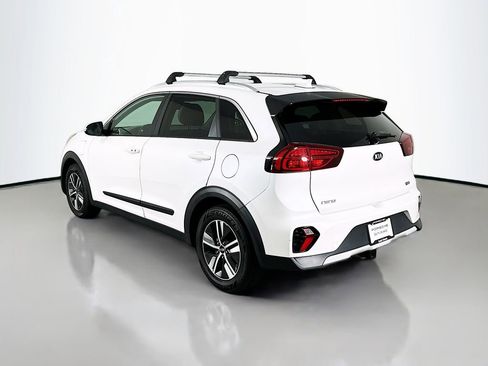 Used 2020 Kia Niro EX image 3
