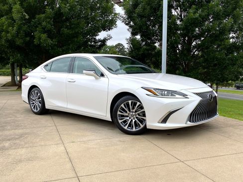 Used 2019 Lexus ES 350 w/ Premium Package FWD image 1