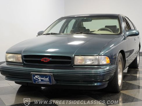 Used 1995 Chevrolet Impala SS image 18