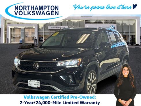 Used 2022 Volkswagen Taos SE w/ Panoramic Sunroof Package image 1