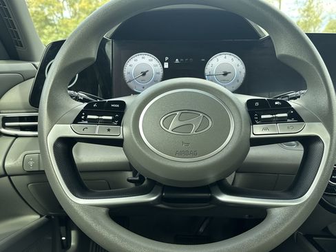 Certified 2024 Hyundai Elantra SEL image 15