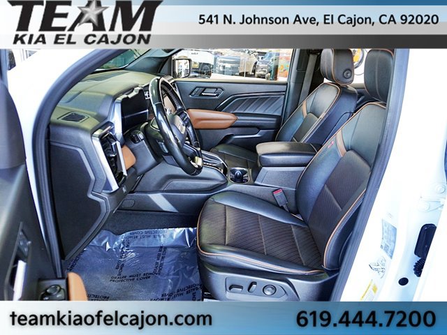 Used 2023 GMC Canyon AT4 w/ AT4 Premium Package AWD/4WD image 17