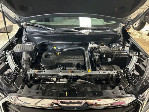 Certified 2024 GMC Terrain SLE image 10