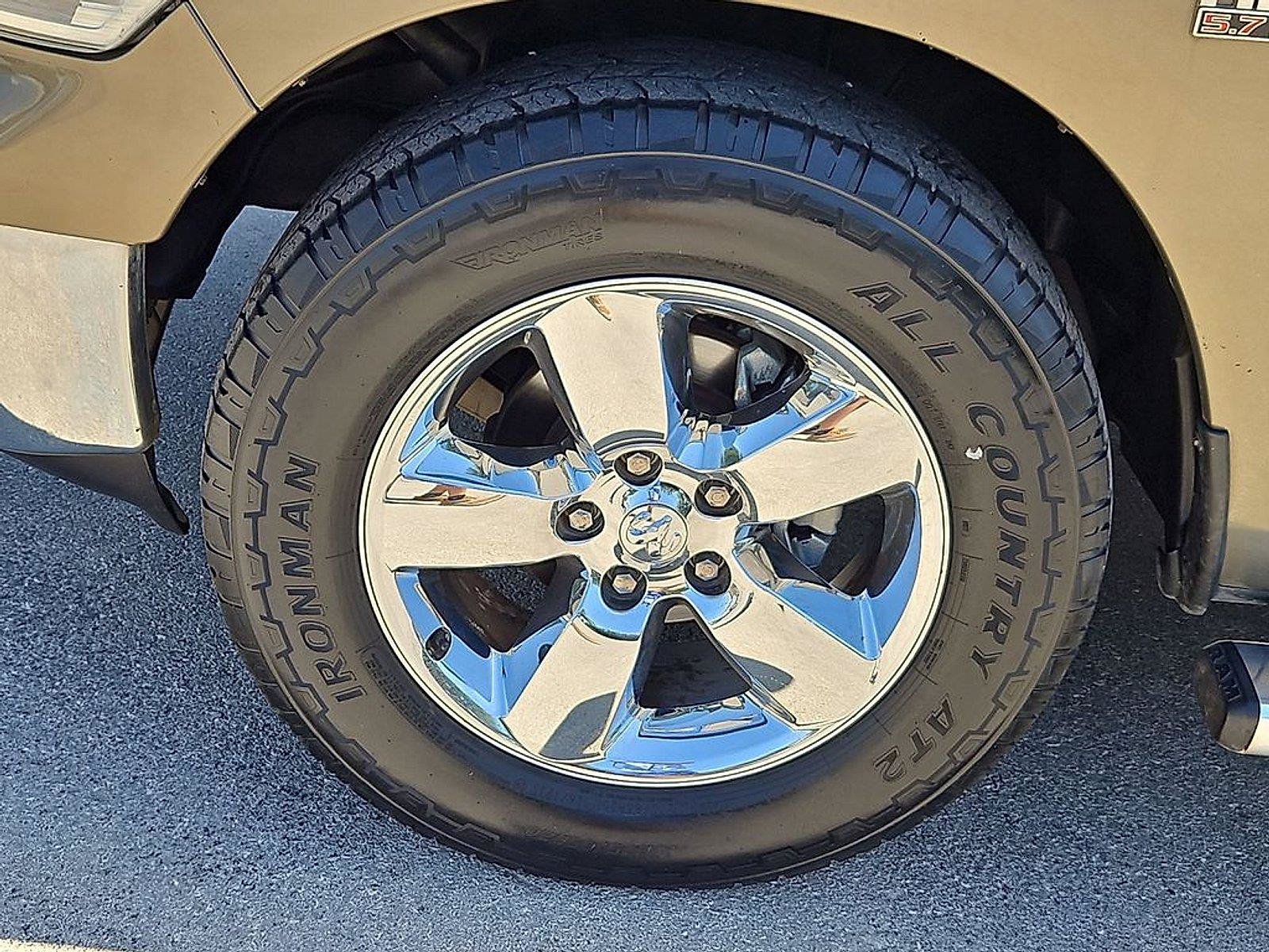 Used 2015 RAM 1500 Lone Star RWD image 13