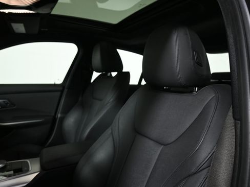 Used 2021 BMW 330e xDrive w/ Convenience Package image 16