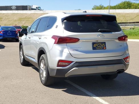 Used 2020 Hyundai Santa Fe SE AWD/4WD image 2
