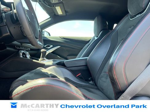 Used 2018 Chevrolet Camaro ZL1 RWD image 10