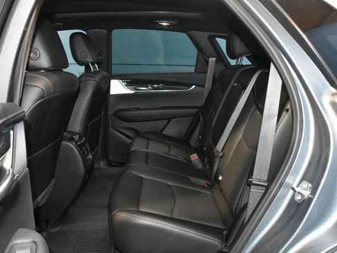 Used 2022 Cadillac XT5 Premium Luxury w/ LPO, Floor Liner Package image 20