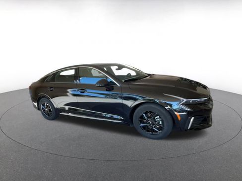 Used 2025 Kia K5 LXS image 2