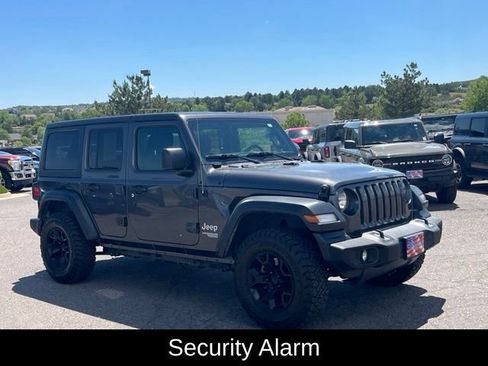 Used 2018 Jeep Wrangler Unlimited Sport S AWD/4WD image 9