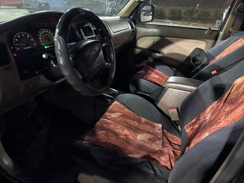 Used 1999 Toyota 4Runner SR5 w/ Upgrade Value Pkg 2 image 8