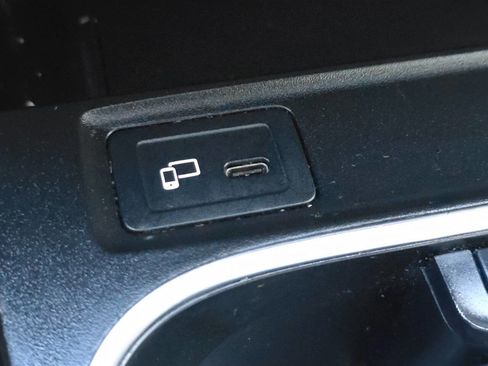 Used 2019 Mercedes-Benz A 220 A 220 4MATIC AWD 4dr Sedan image 24