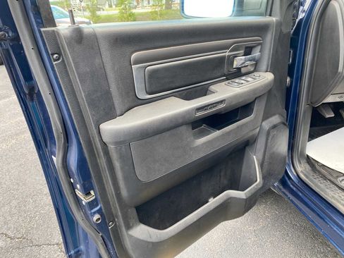 Used 2022 RAM 1500 Warlock w/ Warlock Decor Package AWD/4WD image 34