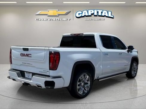Used 2024 GMC Sierra 1500 Denali AWD/4WD image 6