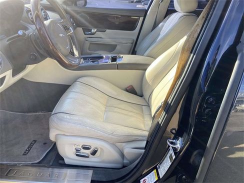 Used 2012 Jaguar XJ L image 10