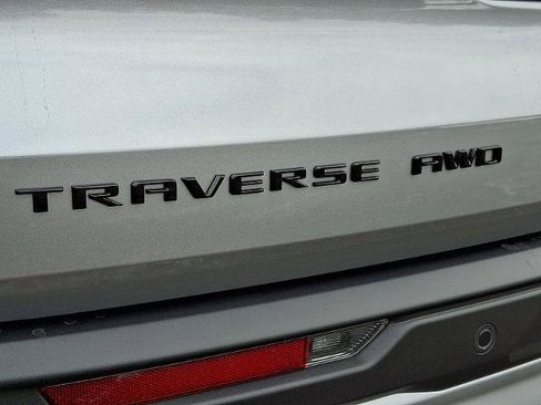 New 2026 Chevrolet Traverse Z71 w/ Driver Confidence Package image 12