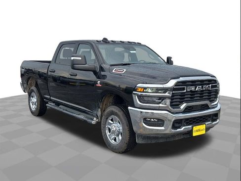 New 2026 RAM 2500 Tradesman AWD/4WD image 2