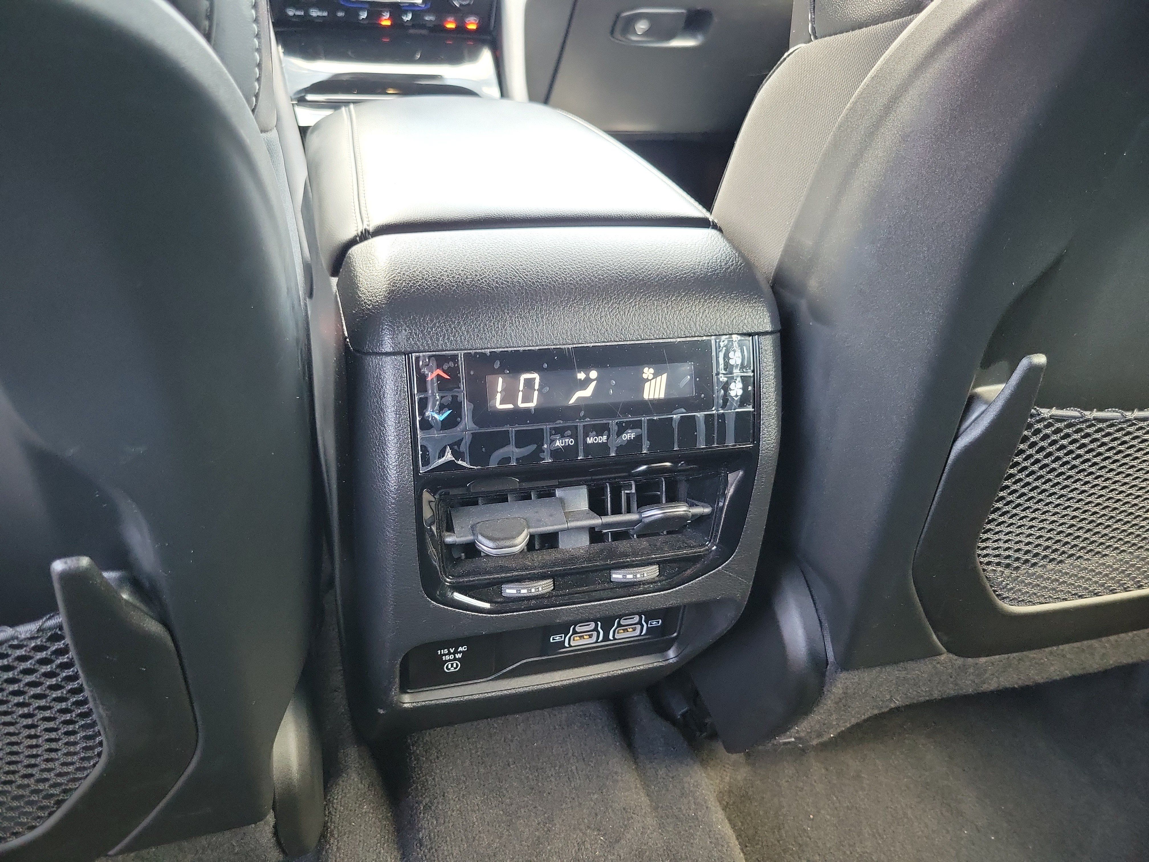 Used 2022 Jeep Grand Cherokee L Laredo AWD/4WD image 15