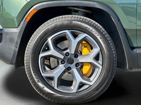 Used 2022 Rivian R1T Adventure image 35