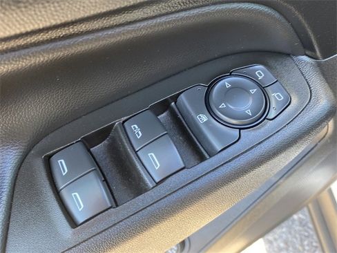 Used 2023 Chevrolet Equinox LT image 20