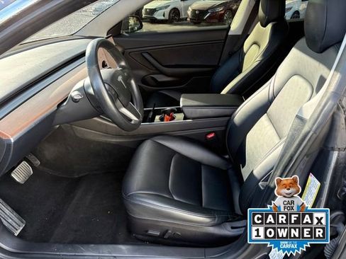 Used 2018 Tesla Model 3 Long Range image 8