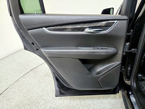 Used 2020 Cadillac XT6 Premium Luxury image 20