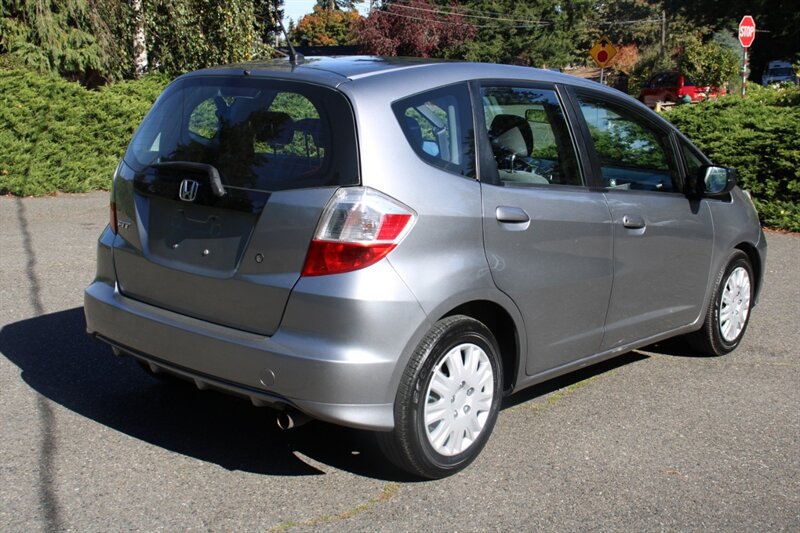 Used 2010 Honda Fit image 3