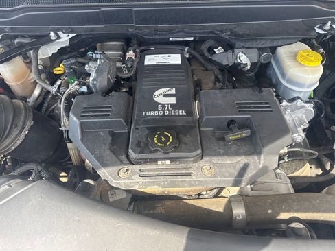 Used 2019 RAM 2500 Tradesman AWD/4WD image 60