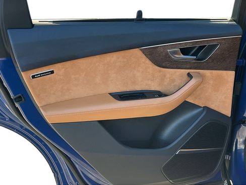 Used 2022 Audi Q7 3.0T Prestige image 23