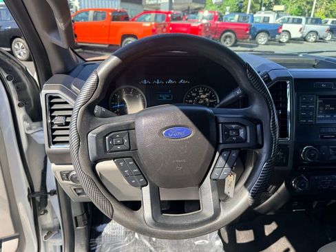 Used 2016 Ford F150 XLT AWD/4WD image 20