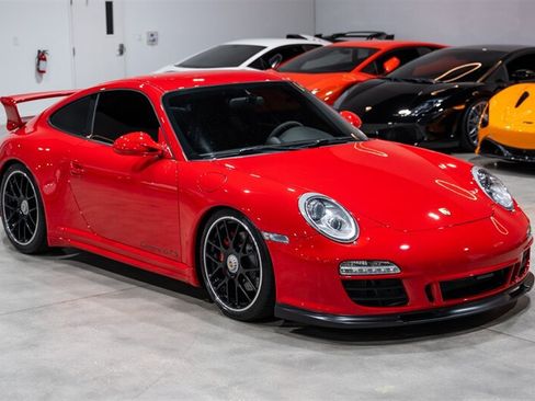 Used 2011 Porsche 911 Carrera GTS RWD image 8