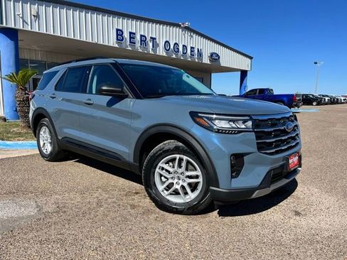 New 2026 Ford Explorer Active w/ Active Comfort Package RWD image 1