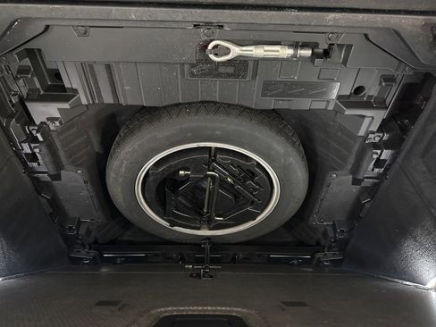 Used 2021 BMW X5 M50i w/ Executive Package image 31