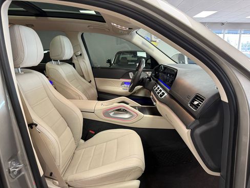 Used 2020 Mercedes-Benz GLS 450 4MATIC image 30