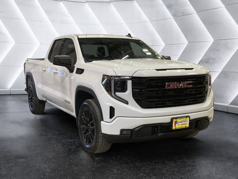 Certified 2025 GMC Sierra 1500 Elevation AWD/4WD image 8