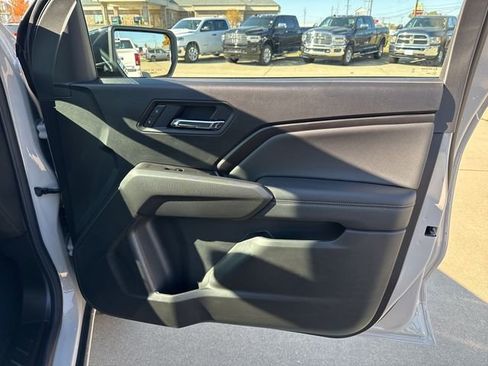 New 2026 GMC Canyon Elevation w/ Convenience Package image 25