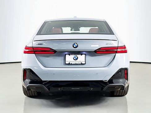 Used 2025 BMW 530i xDrive 530i xDrive w/ M Sport Package image 6