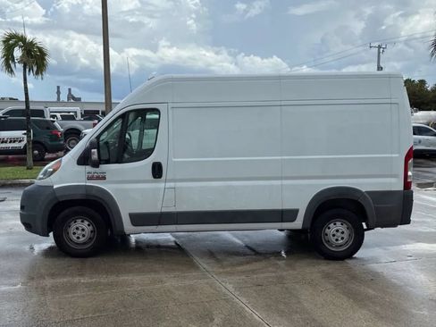 Used 2018 RAM ProMaster 1500 FWD image 2