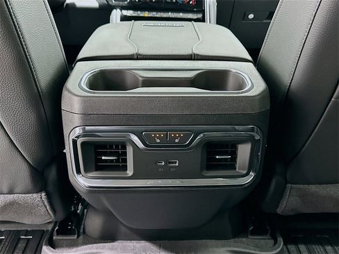 New 2026 GMC Sierra 2500 Denali w/ Denali Reserve Package image 25