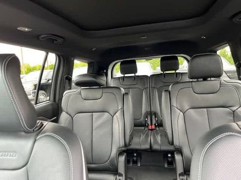 New 2025 Jeep Grand Cherokee L Overland w/ Luxury Tech Group IV image 22