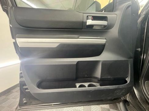 Used 2016 Toyota Tundra SR5 AWD/4WD image 10