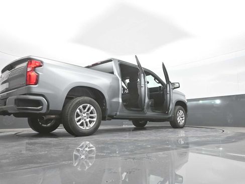 Used 2026 Chevrolet Silverado 1500 RST AWD/4WD image 46